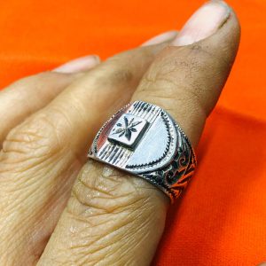 Berber Silver Ring with Hand Engraved Vintage Jewelry Design