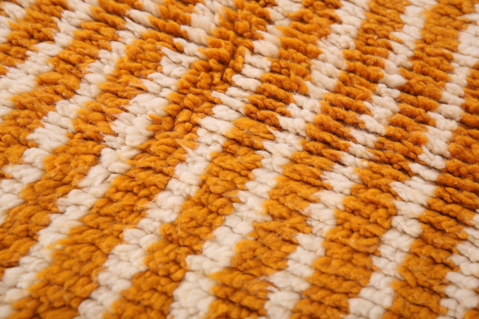 Amazigh Berber Handmade Wool Rug for Living Room Decor