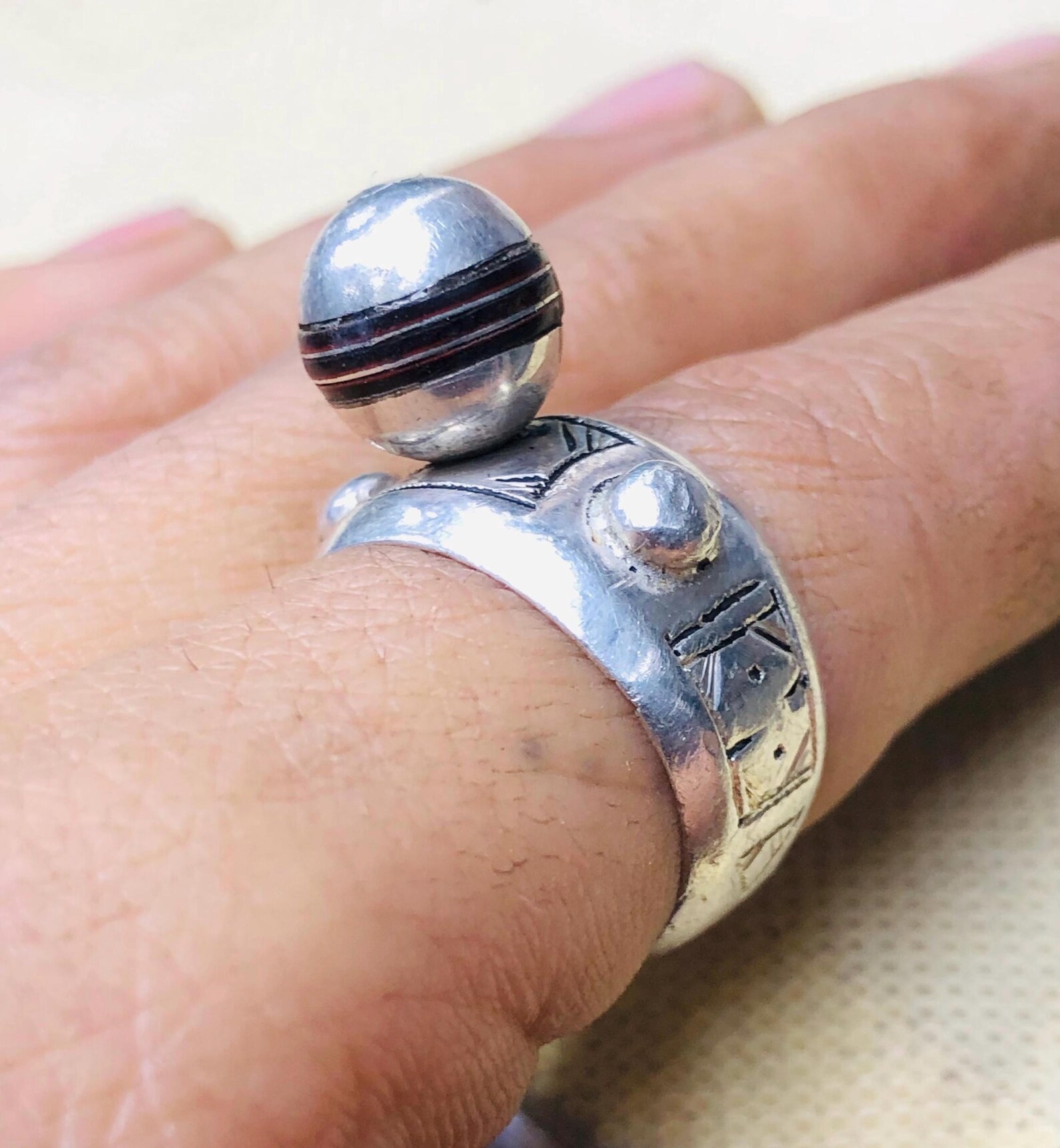 Amazigh Berber Tuareg Silver Ring with Traditional Engraving