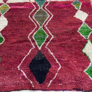 Amazigh Berber Beni Ourain Style Wool Rug with Geometric Tribal Design