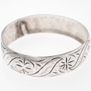Berber Floral Patterns Silver Bracelet with Century Hallmark Design