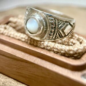Amazigh Tuareg Chevalière Artisanat massif Silver Nacre Ring