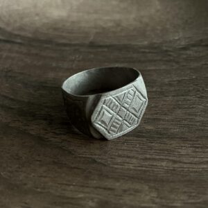 Antique Amazigh Berber Silver Ring with Geometric Engraved Motifs