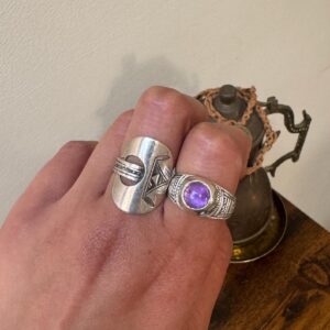 Amazigh Tuareg chevalière Artisanat massif Silver Ring with Amethyst Cabochon