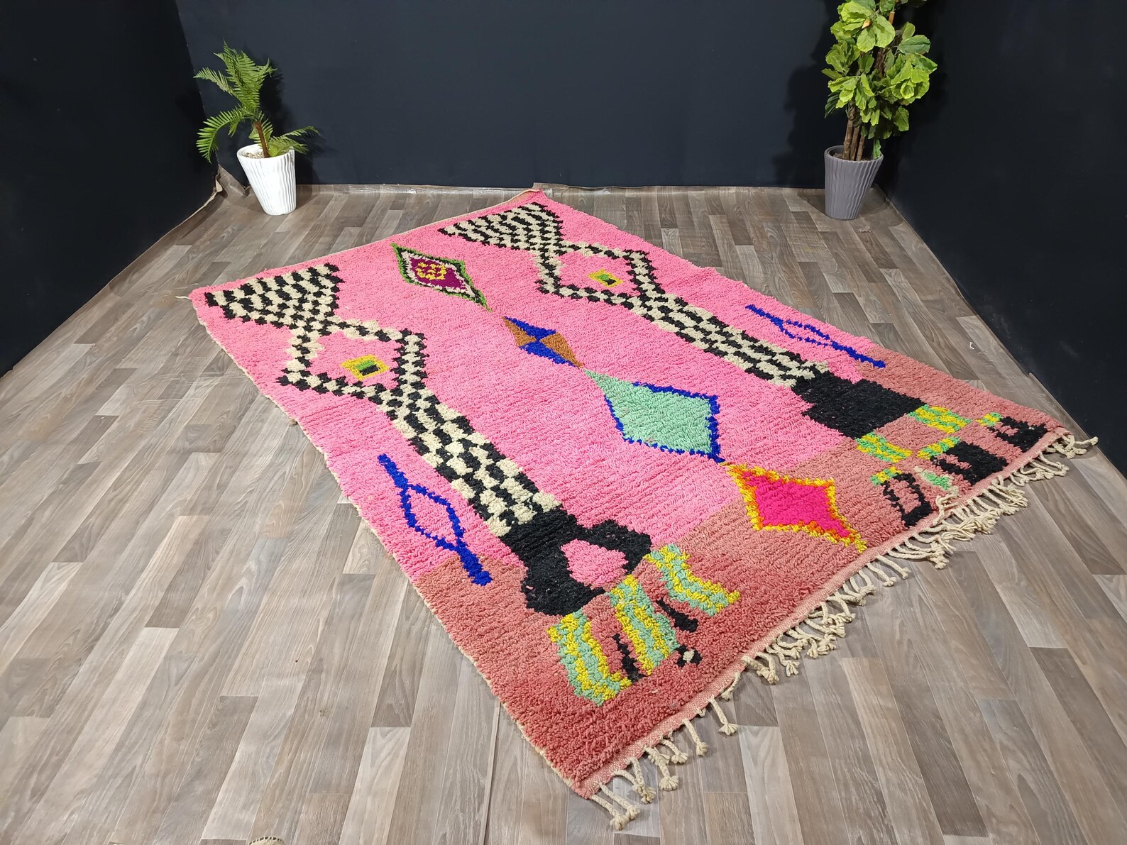Berber Hand Knotted Azilal Boujaad Wool Rug for Custom Home Decor