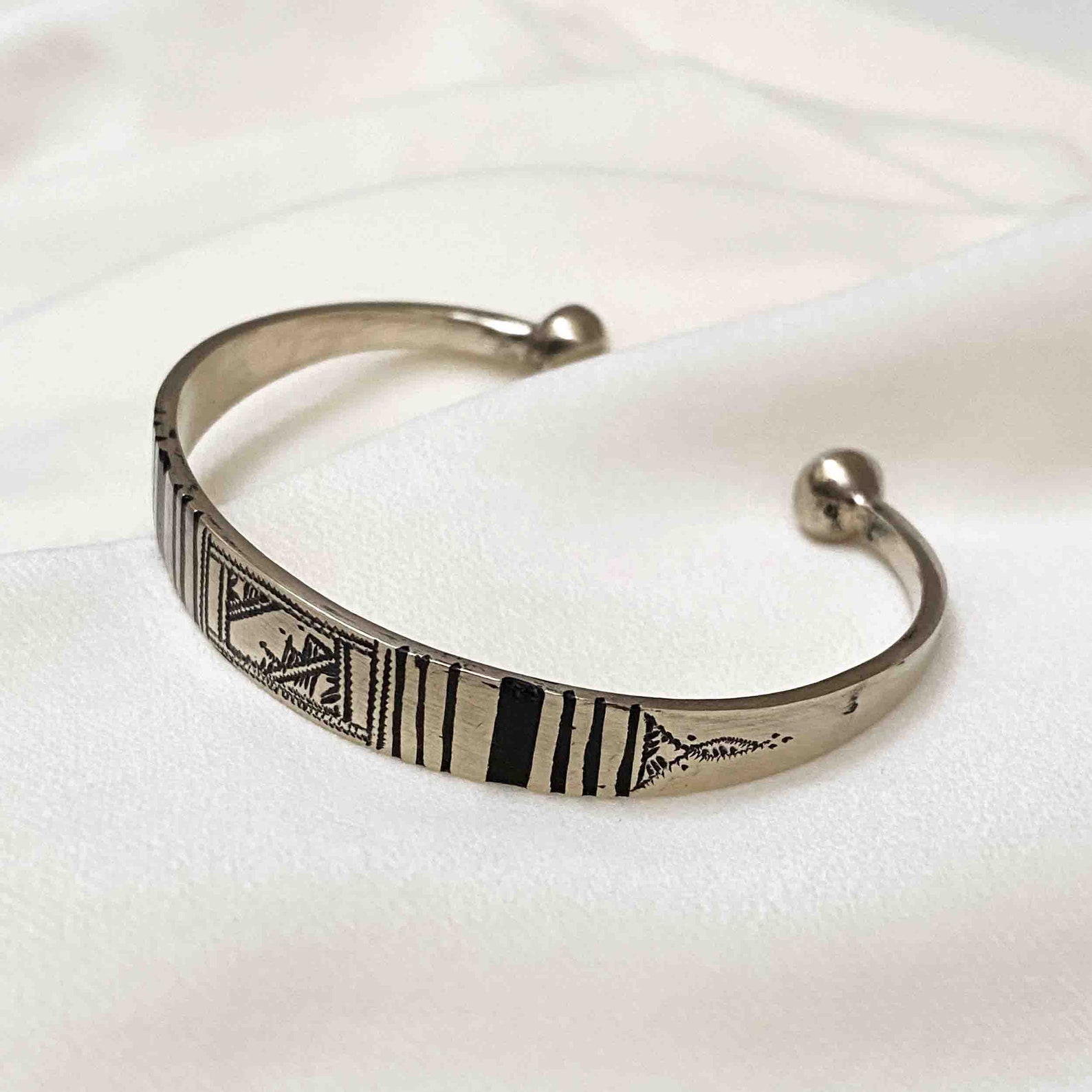 Berber Tuareg Elkze Tenere Traditional Bracelet with Amazigh Style