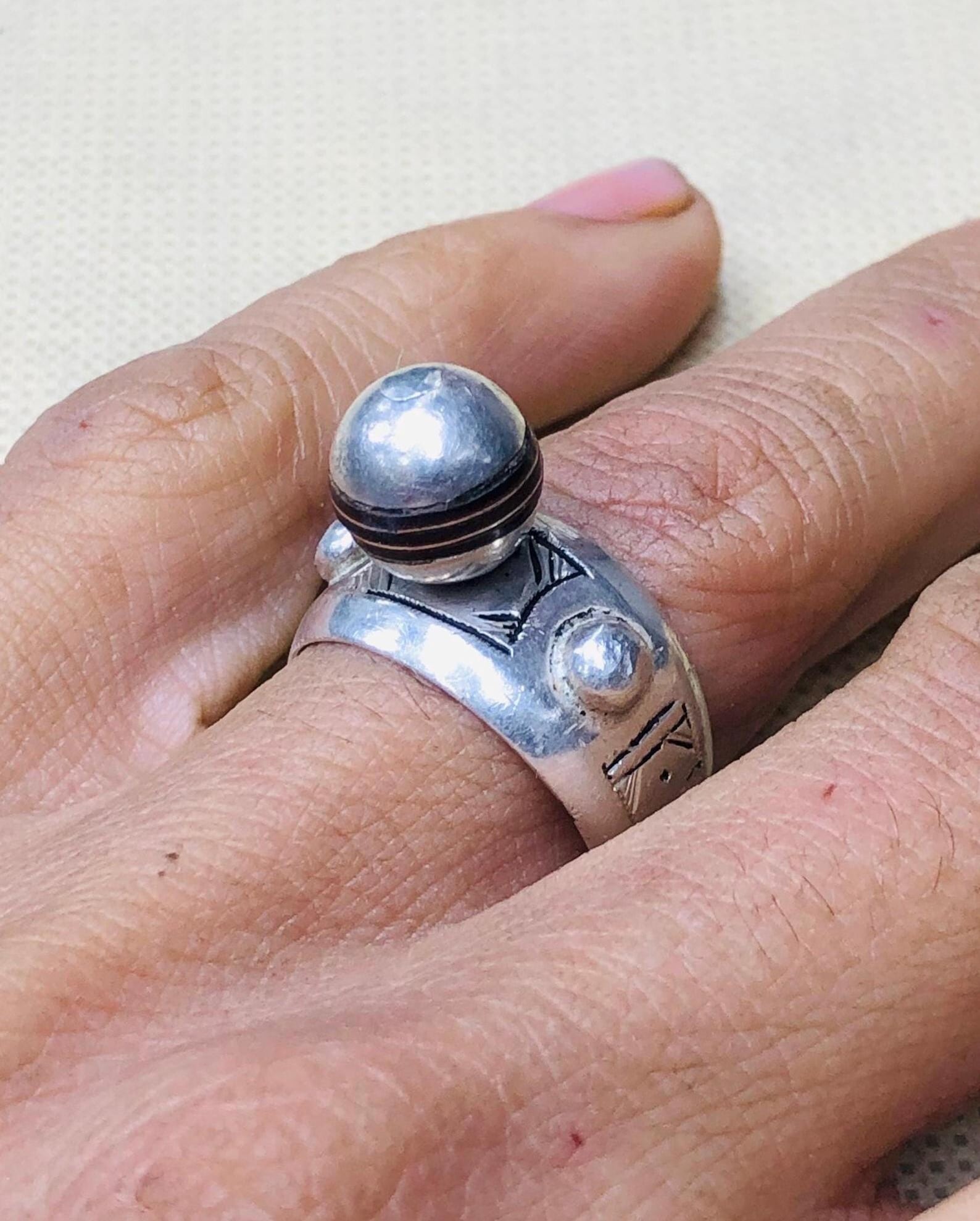 Amazigh Berber Tuareg Silver Ring with Traditional Engraving