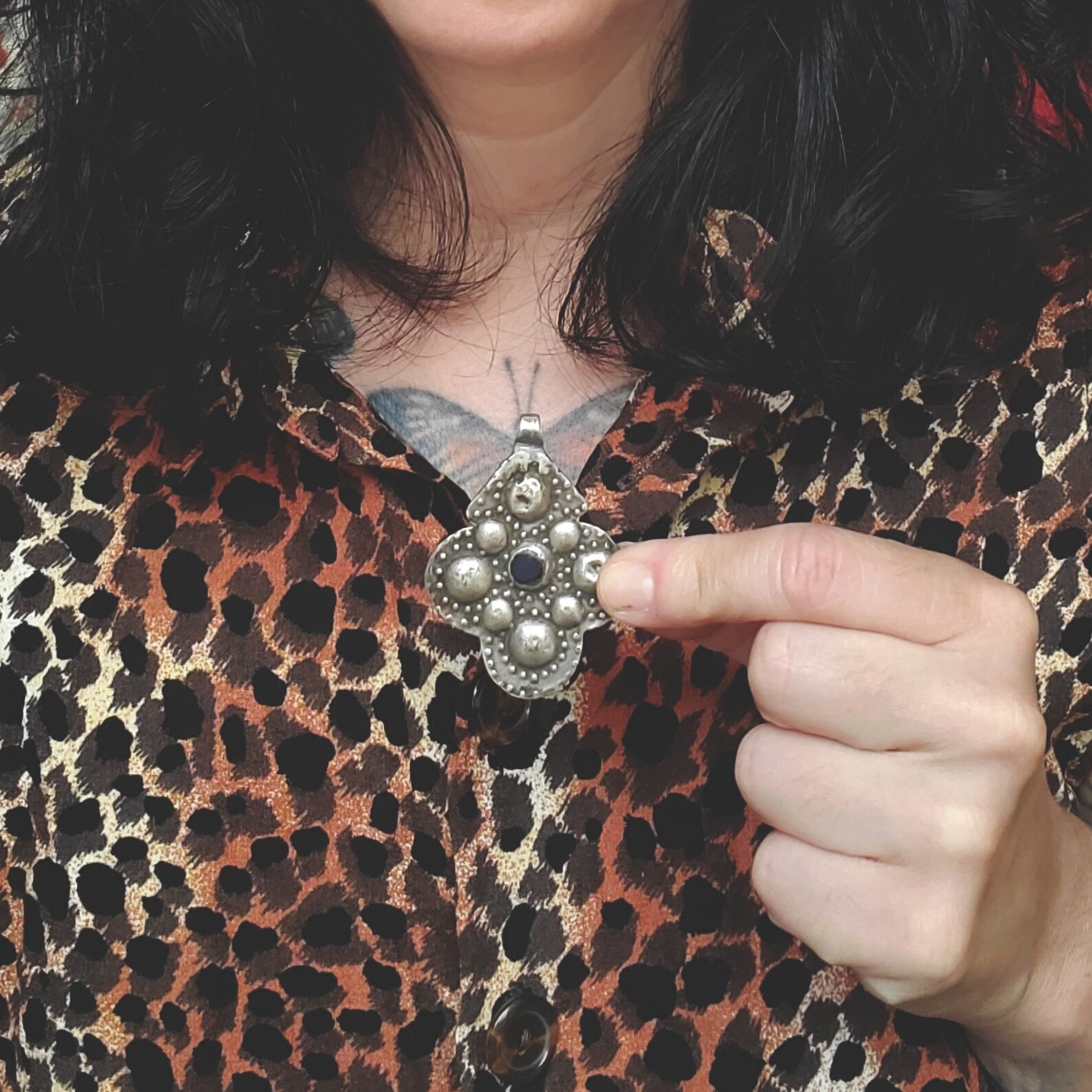 Berber Silver Glass Pendant Necklace with Tribal Jewelry Design