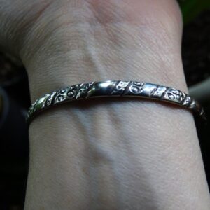 Vintage Amazigh Berber High-Grade Fine Silver Bangle Bracelet