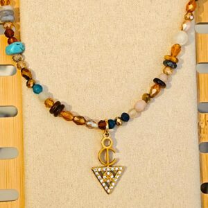 Amazigh Berber Tizerzit pierres Necklace with Natural Stones and Fibule Pendant