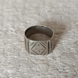 Amazigh Berber Chiseled Antique Silver Ring TanTan Size 8