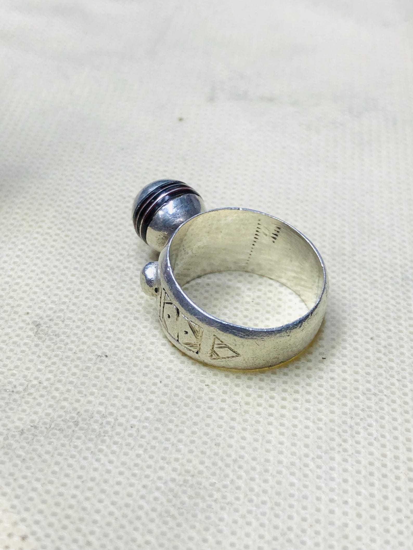 Amazigh Berber Tuareg Silver Ring with Traditional Engraving