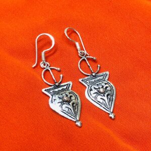 Tuareg Amazigh Silver Engraved Earrings with Traditional Symbolic Design