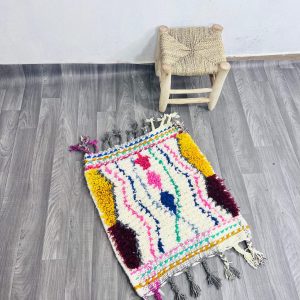 Berber Handmade Wool Mini Rug for Amazigh Style Decor