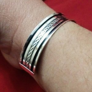 Berber Tuareg Sterling Silver Réglable Bracelet with Twisted Wire Design