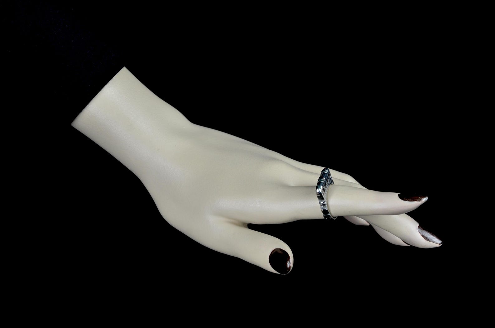 Amazigh Tuareg Niger Silver Ring with Rectangular Bezel