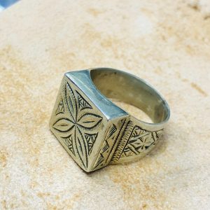 Berber Tuareg gravée Silver Ring with Adjustable Engraved Design