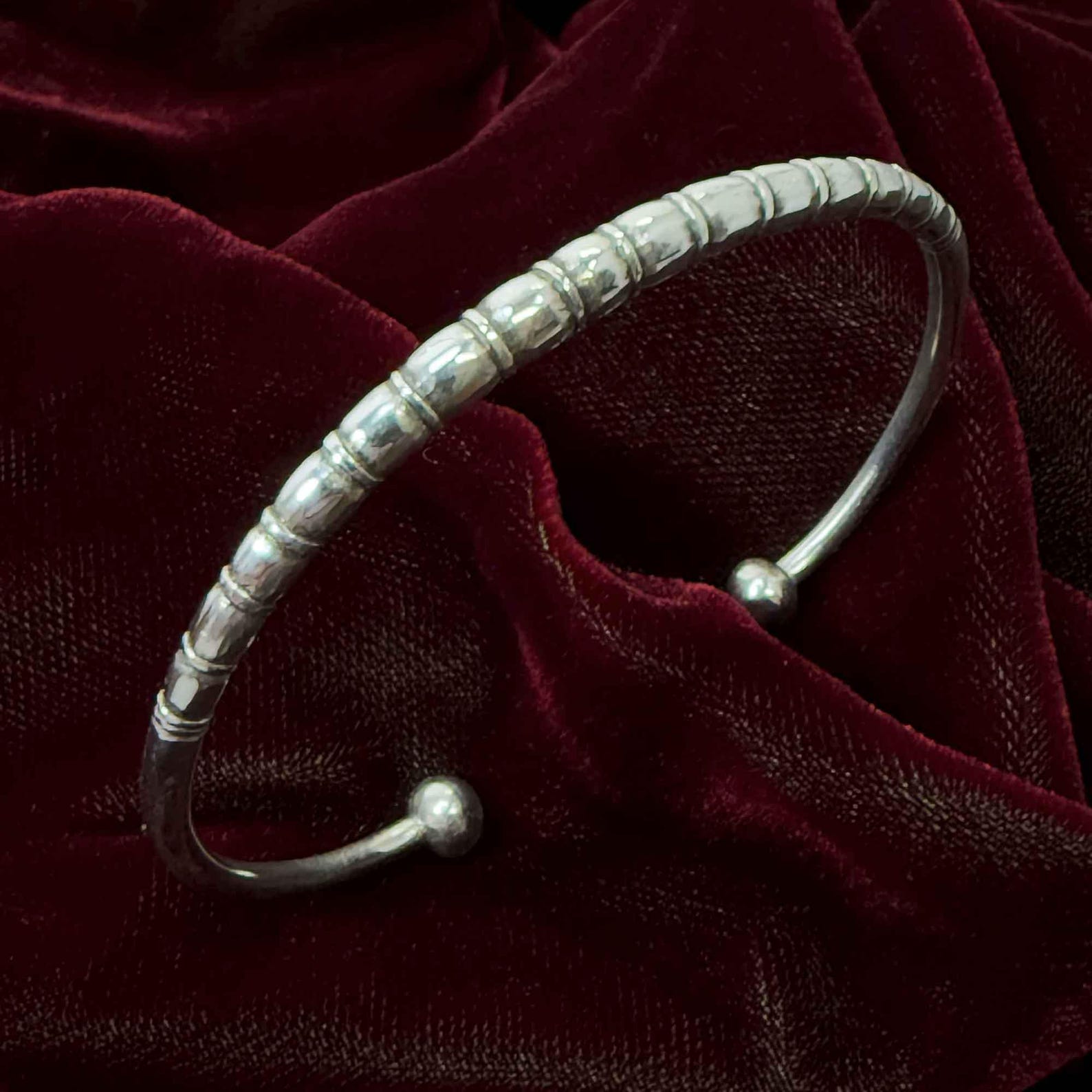 Berber Tuareg Azmam Silver Massif Bracelet with Sahara Dune Design