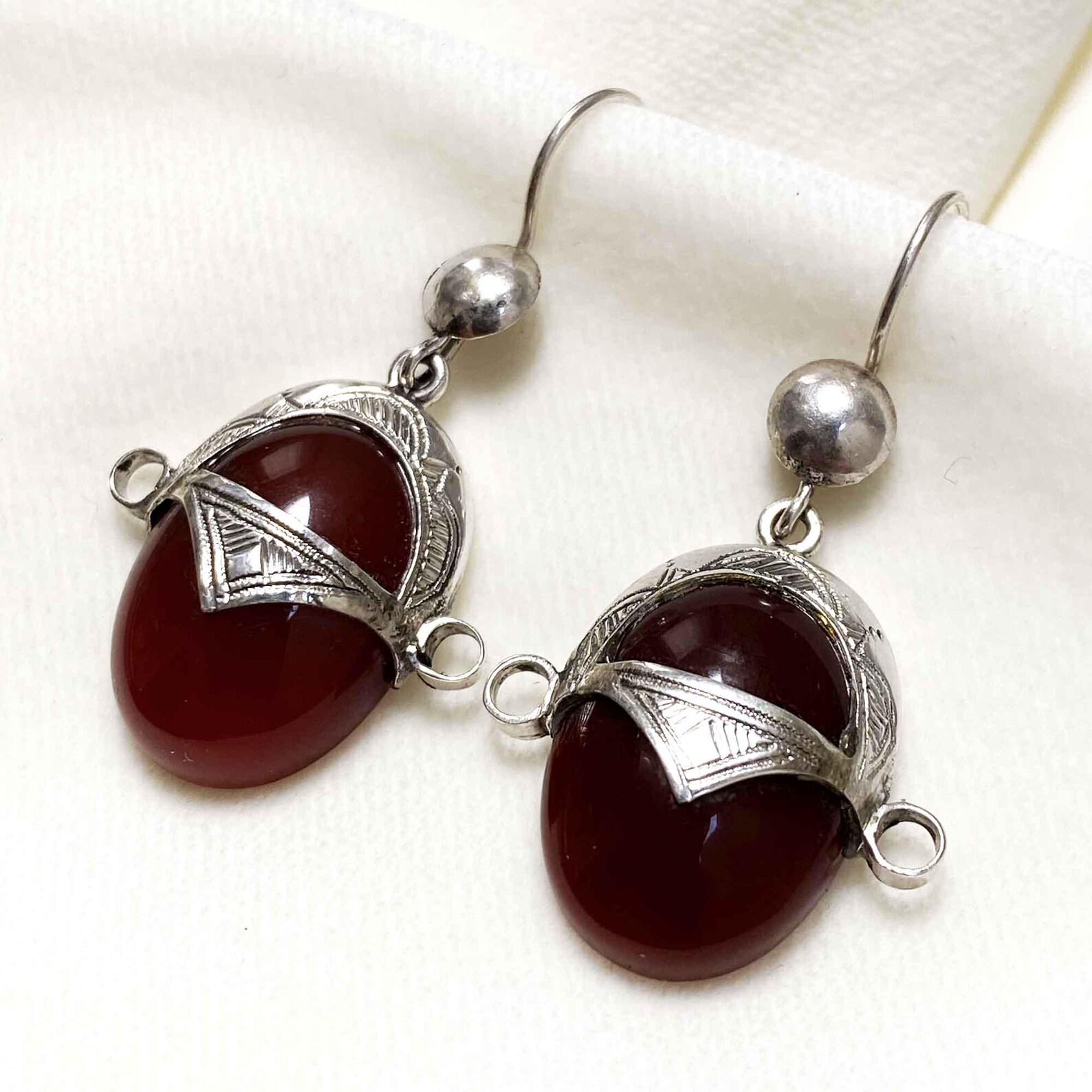 Berber Tuareg Acheche Earrings with Silver and Cornaline