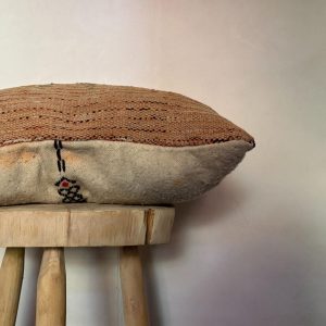 Berber Handmade Wool Pillow Cover Vintage Kilim Style Rustic Pink