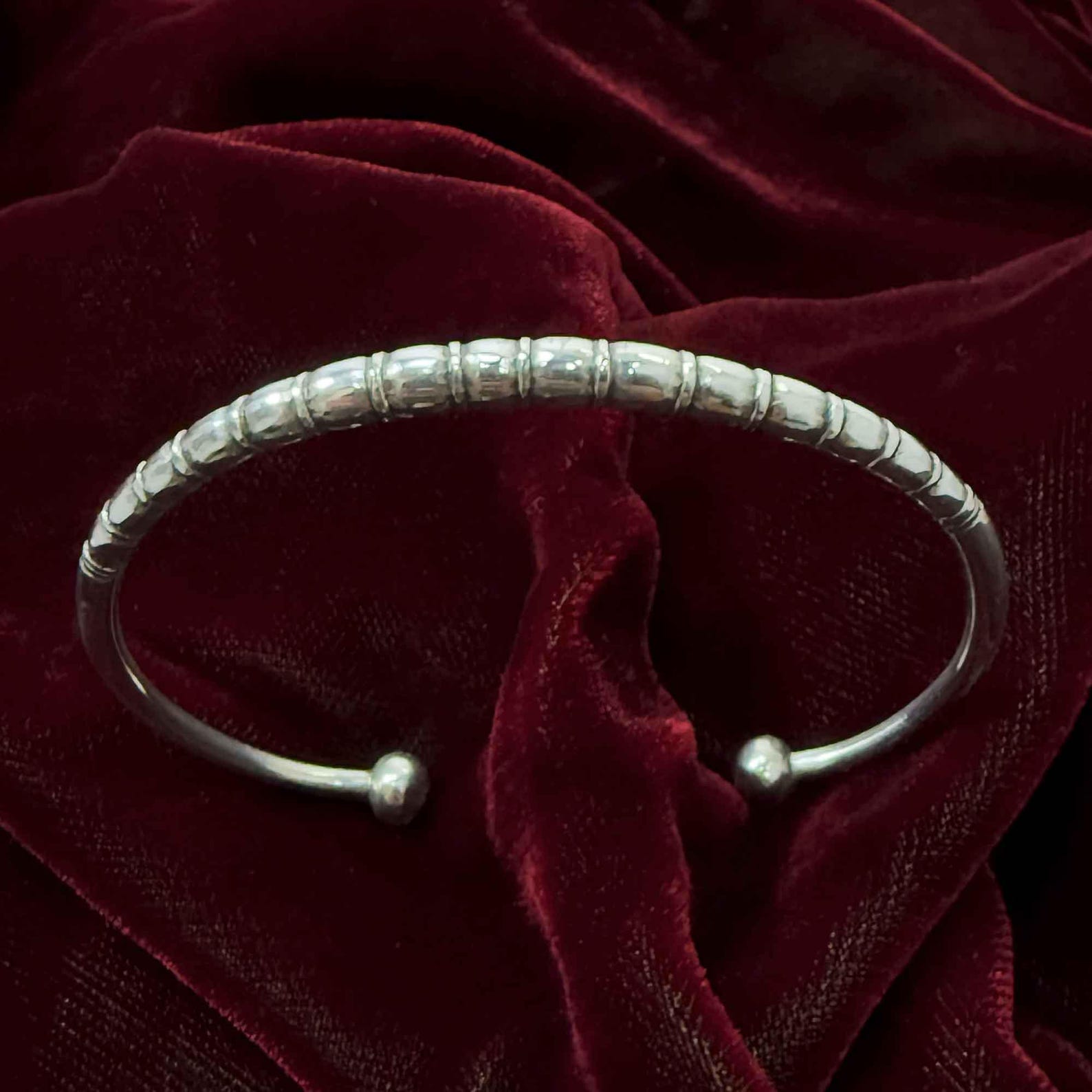 Berber Tuareg Azmam Silver Massif Bracelet with Sahara Dune Design