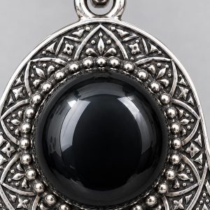Berber Khamsa Hamsa Necklace with Green Pierre Stone Pendant