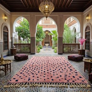 Handwoven Berber Boujaad Pink Wool Rug for Living Room