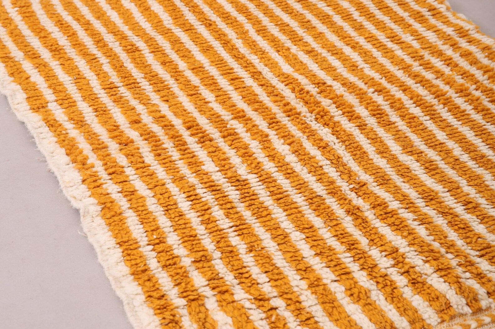 Amazigh Berber Handmade Wool Rug for Living Room Decor