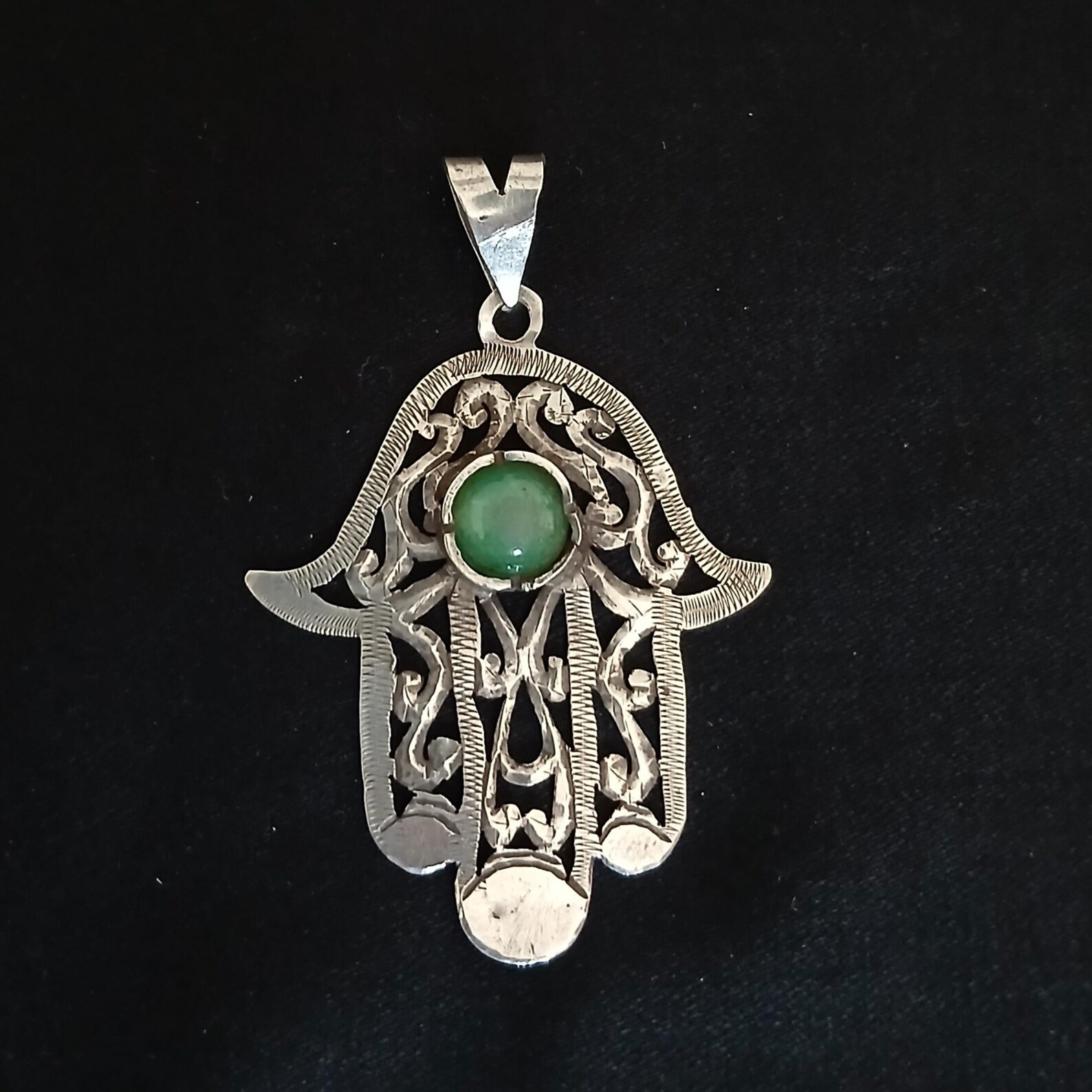 Antique Berber Khamsa Pendant Necklace with Ancient Jewelry Style