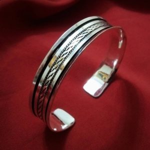 Berber Tuareg Sterling Silver Réglable Bracelet with Twisted Wire Design