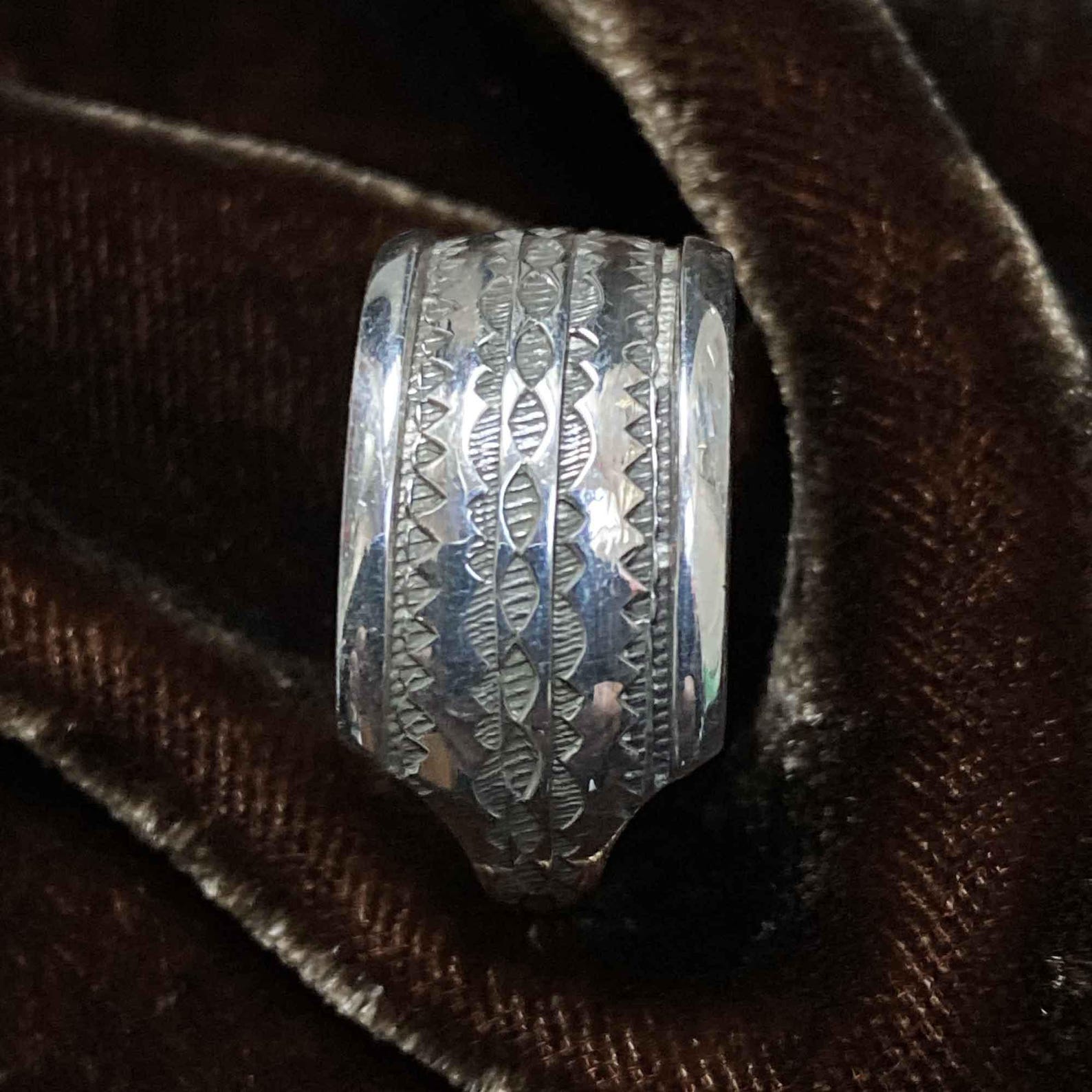 Berber Tuareg Silver Ring Taszinht with Amazigh Design