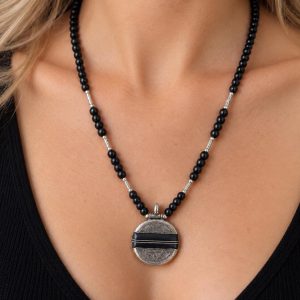 Berber Tuareg Sahara Statement Necklace with Amazigh Artisan Design