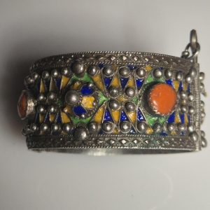 Antikes Berber-Armband Kabyle Berber Bracelet with Coral Details
