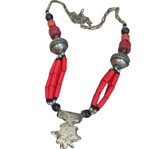 Amazigh Berber Louban Beaded Necklace with Agate Silver Details