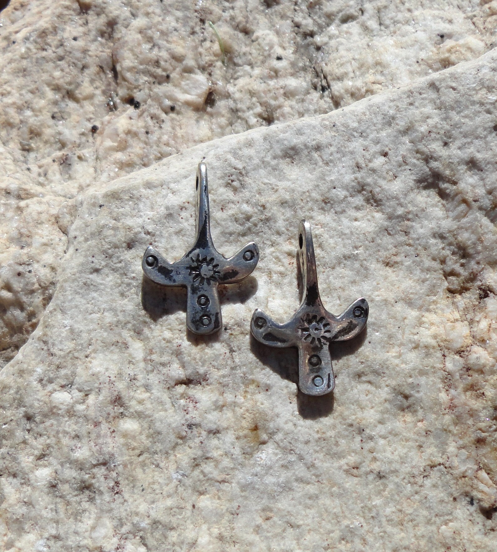 Berber Silver PENDANTS Necklace with Pomegranate Floral Motif