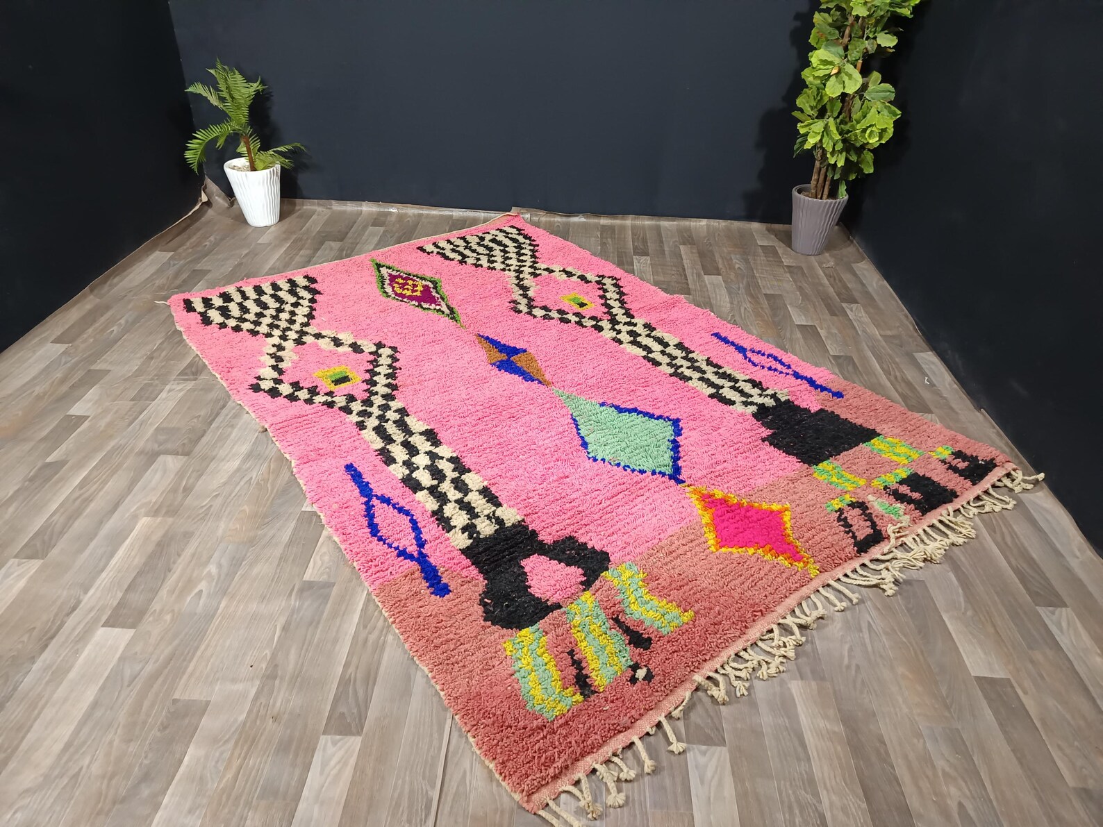 Berber Hand Knotted Azilal Boujaad Wool Rug for Custom Home Decor