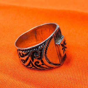 Berber Silver Ring with Hand Engraved Vintage Jewelry Design