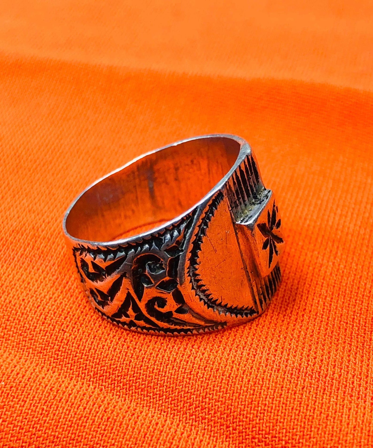 Berber Silver Ring with Hand Engraved Vintage Jewelry Design