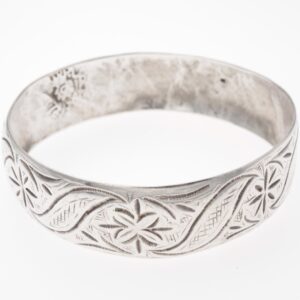 Berber Floral Patterns Silver Bracelet with Century Hallmark Design
