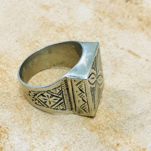 Berber Tuareg gravée Silver Ring with Adjustable Engraved Design
