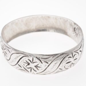 Berber Floral Patterns Silver Bracelet with Century Hallmark Design