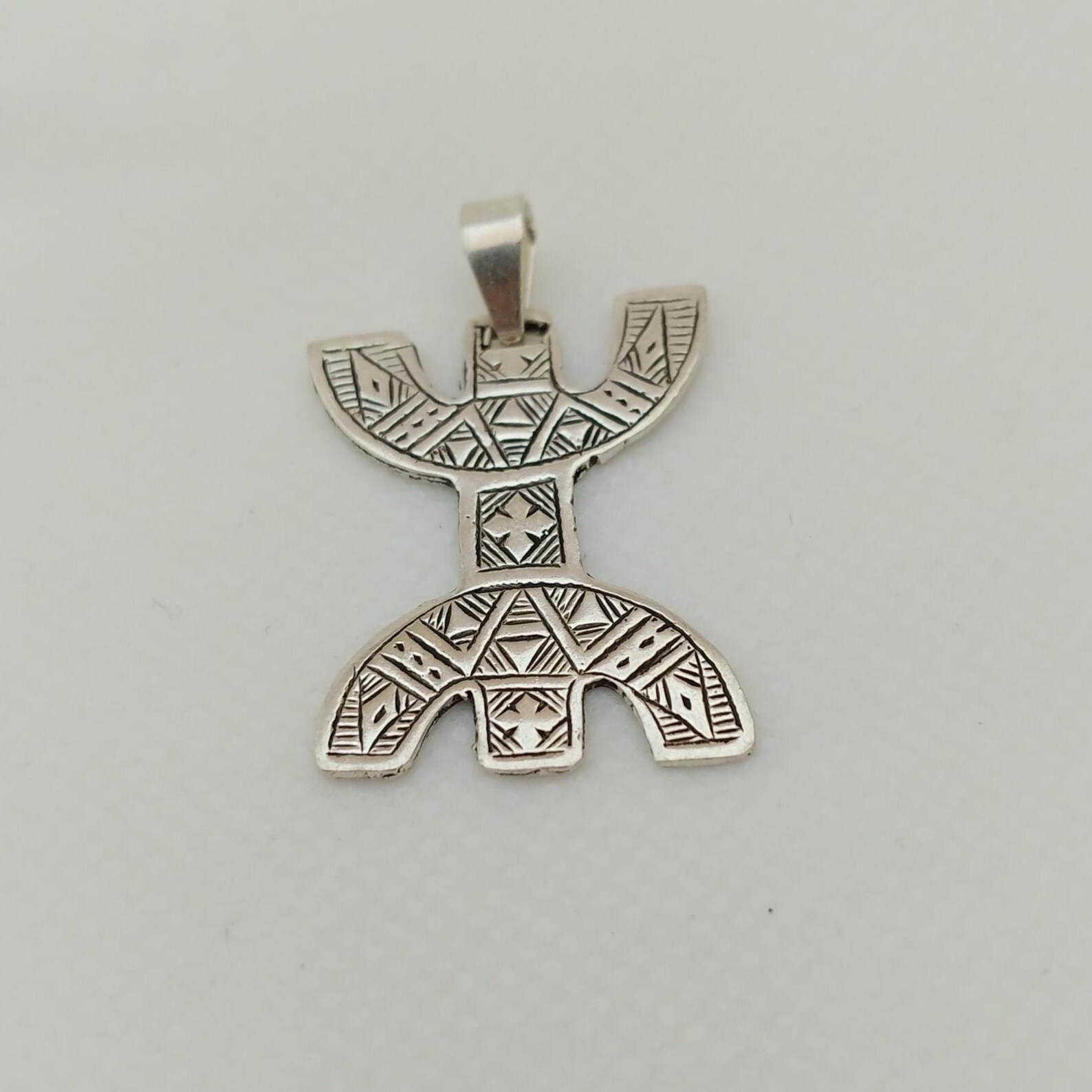 Amazigh Yaz Symbol Berber Tuareg Kabyle Pendant Necklace
